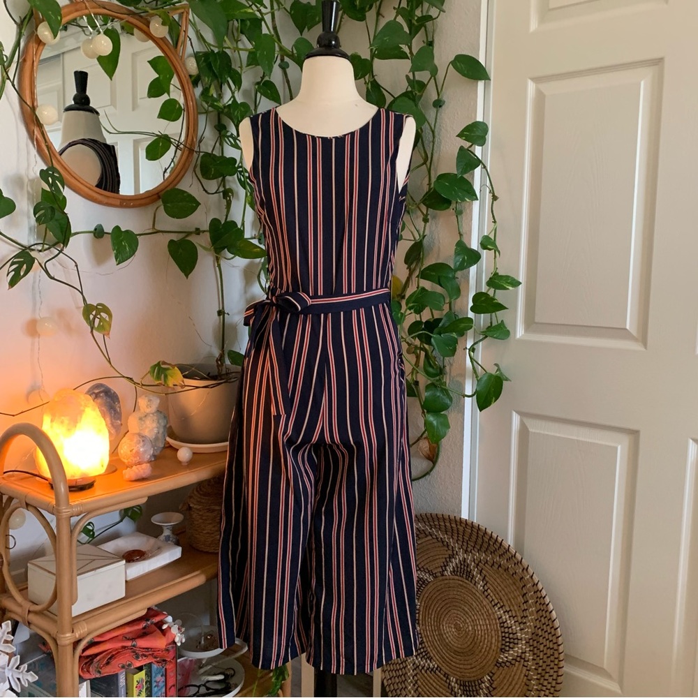 ❤️ Capri Jumpsuit Romper With Vertical Red & White Stripes And Waist Sash Tie ❣️